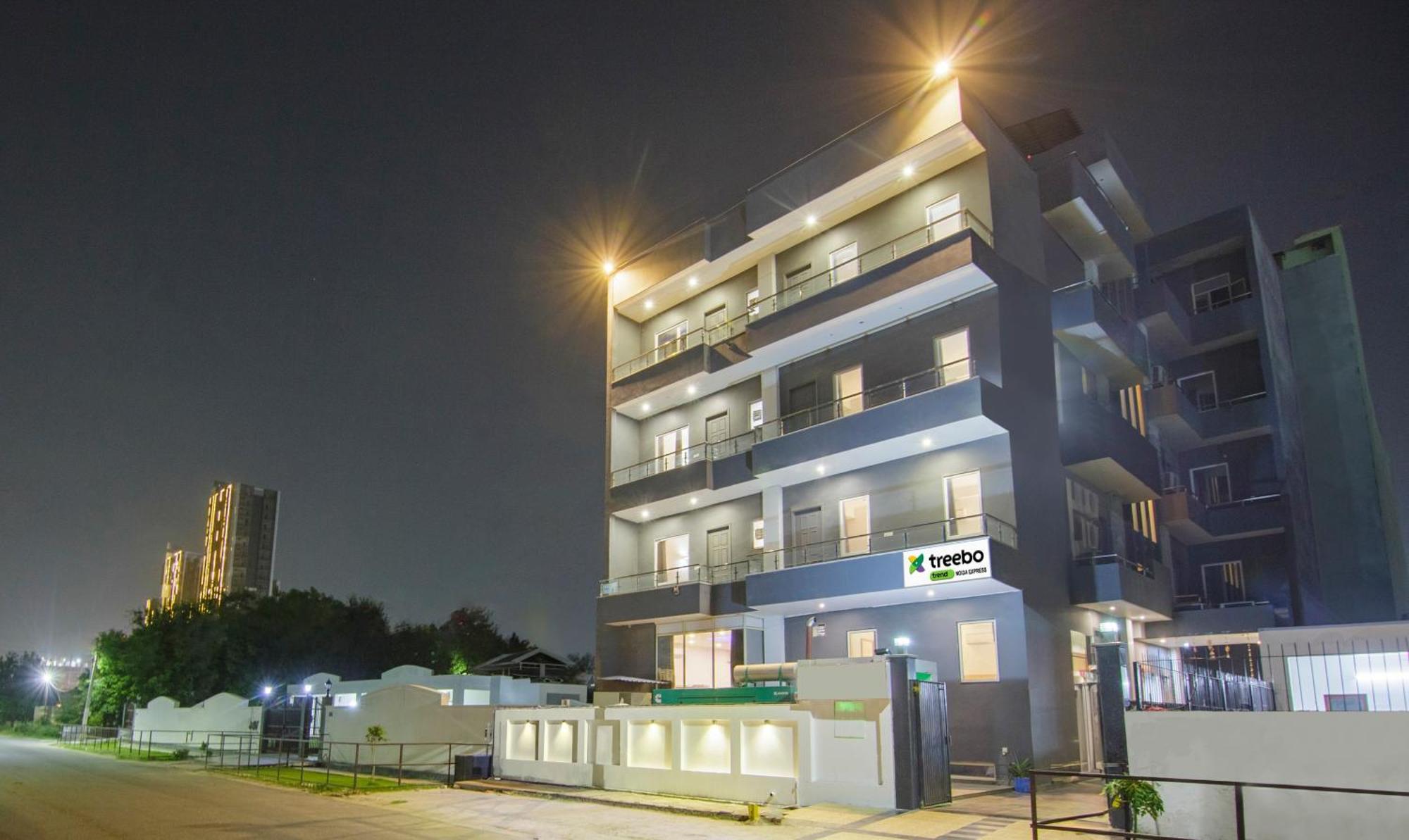 Готель Treebo Noida Express Екстер'єр фото